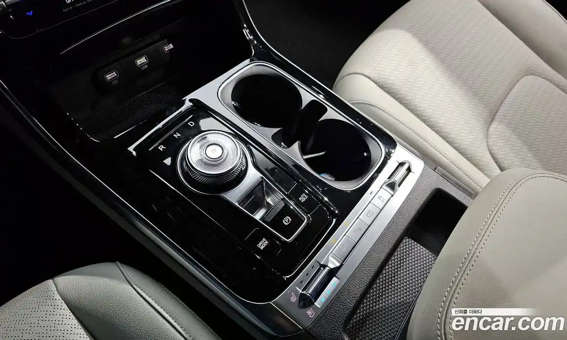 Kia Canival 2021 2.2 Автомат в Москве № 972528, фото 9