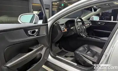 Volvo V60 2020 2.0 гидро в Москве № 972829, миниатюра 11