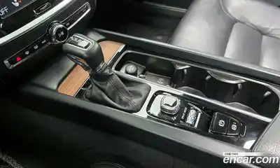 Volvo V60 2020 2.0 гидро в Москве № 972829, миниатюра 9