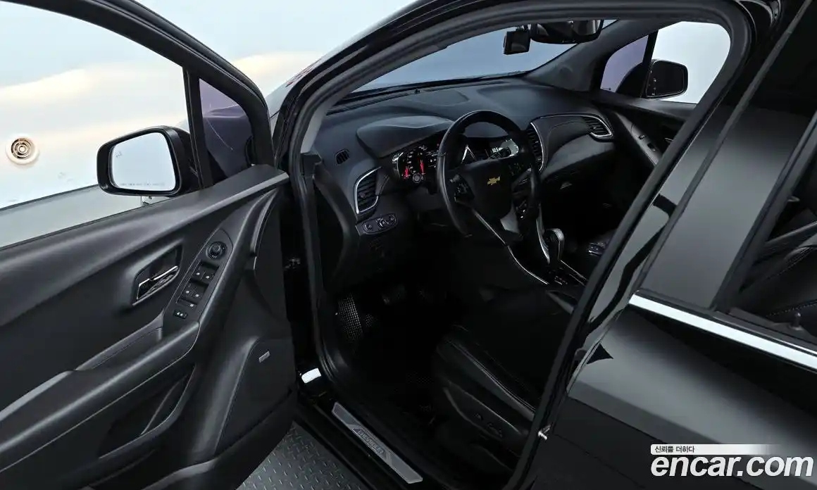 Chevrolet Trax 2016 1.4 Автомат в Москве № 974815, фото 11