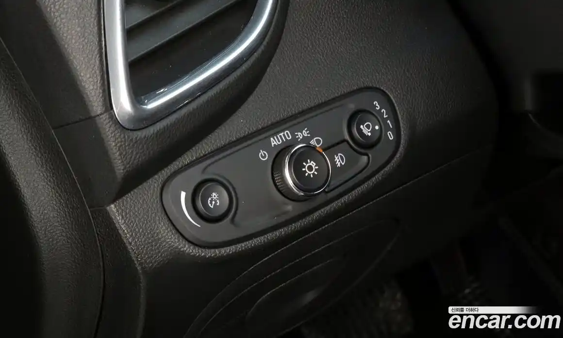 Chevrolet Trax 2016 1.4 Автомат в Москве № 974815, фото 14