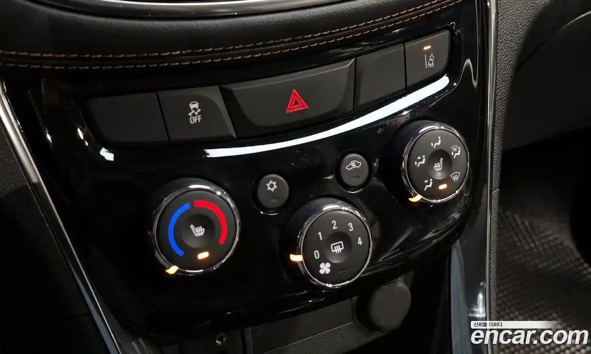 Chevrolet Trax 2016 1.4 Автомат в Москве № 974815, фото 18