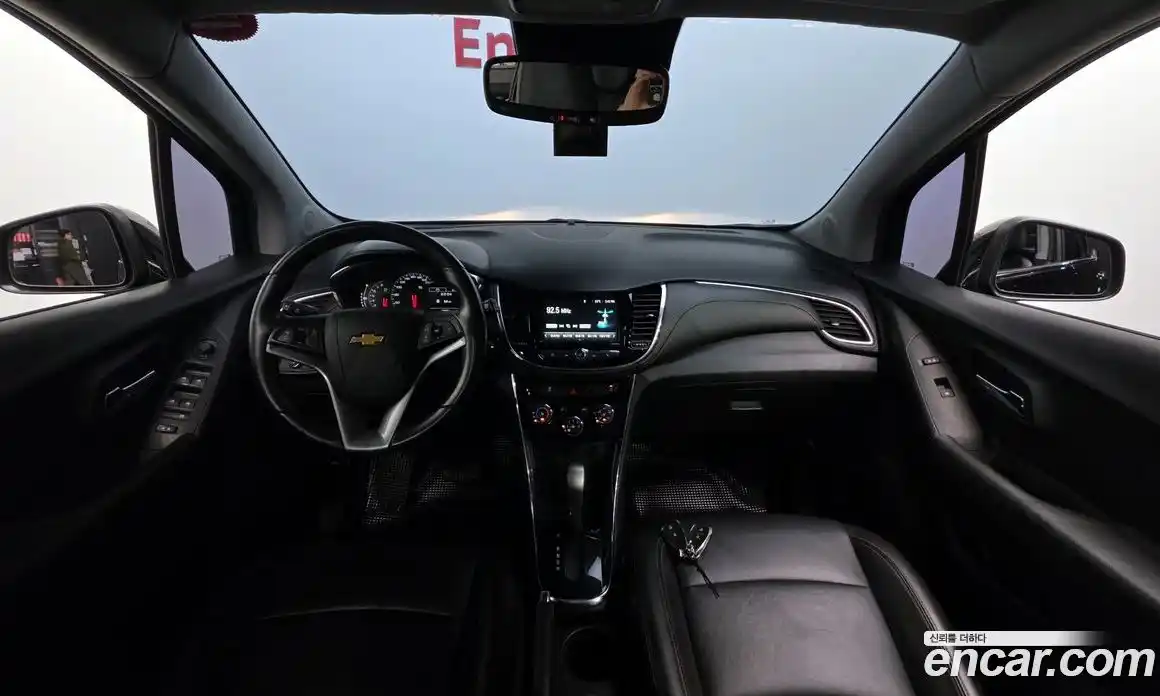 Chevrolet Trax 2016 1.4 Автомат в Москве № 974815, фото 7