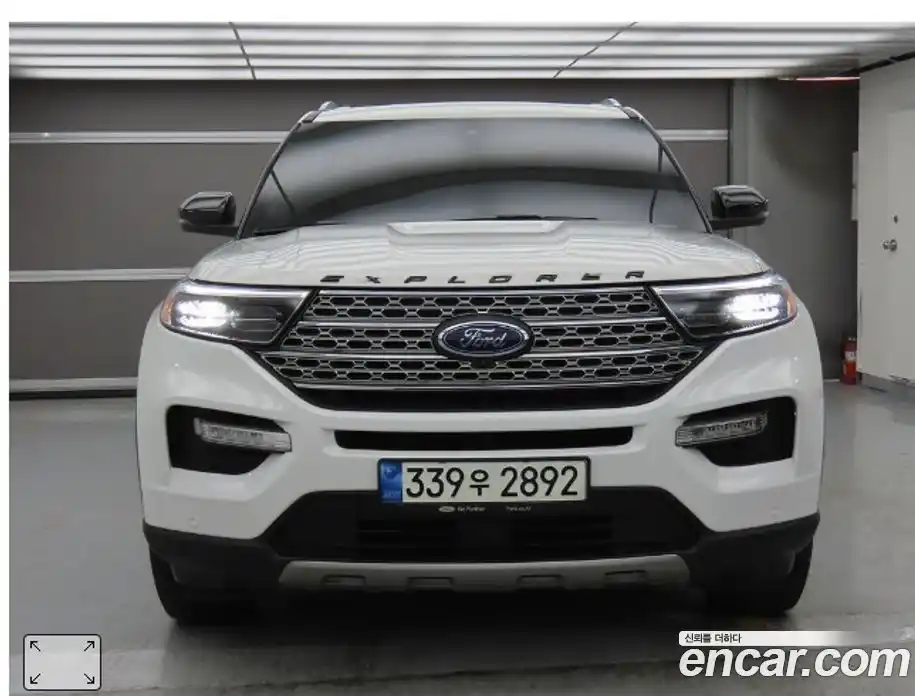 Ford Explorer 2021 3.0 гидро в Москве № 976395, фото 3