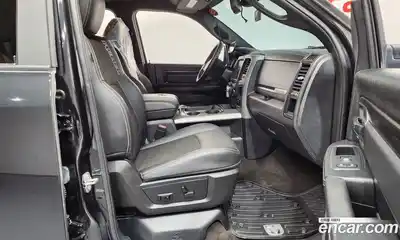 Dodge Ram Pick Up 2017 5.7 гидро в Москве № 976724, миниатюра 11
