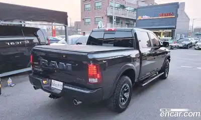 Dodge Ram Pick Up 2017 5.7 гидро в Москве № 976724, миниатюра 2