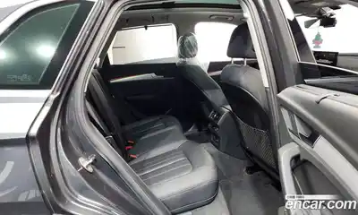 Audi Q5 2021 2.0 Автомат в Москве № 1001907, миниатюра 12