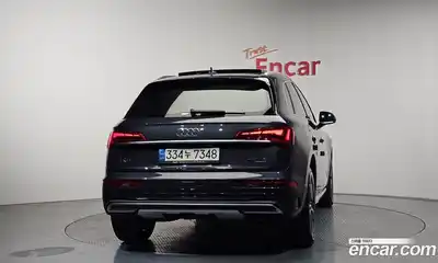 Audi Q5 2021 2.0 Автомат в Москве № 1001907, миниатюра 4