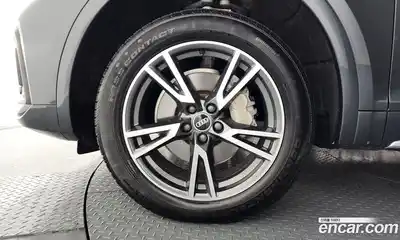 Audi Q5 2021 2.0 Автомат в Москве № 1001907, миниатюра 5