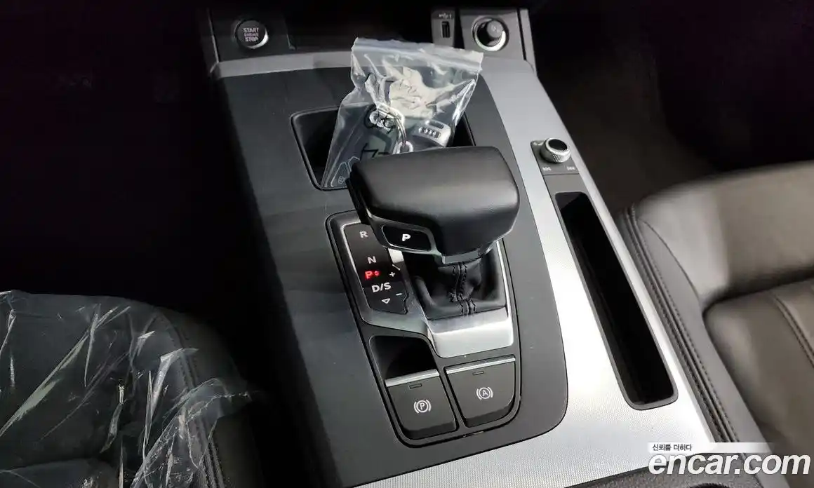 Audi Q5 2021 2.0 Автомат в Москве № 1001907, фото 9