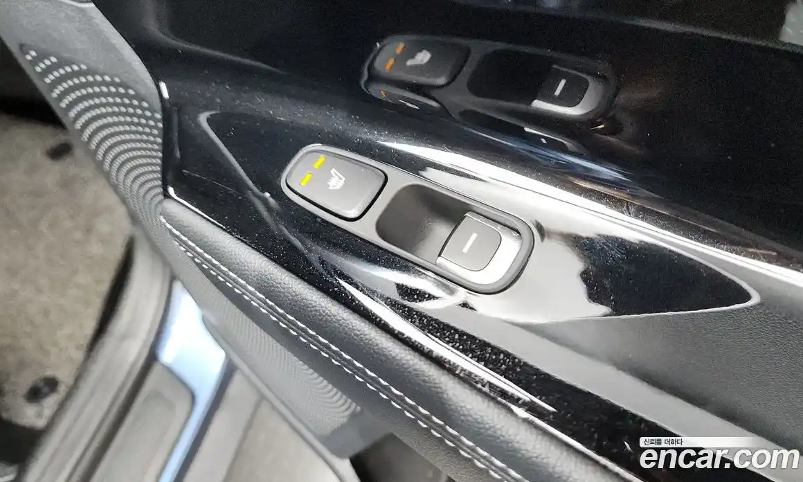 Kia Niro 2021 1.6 Автомат в Москве № 1002796, фото 18