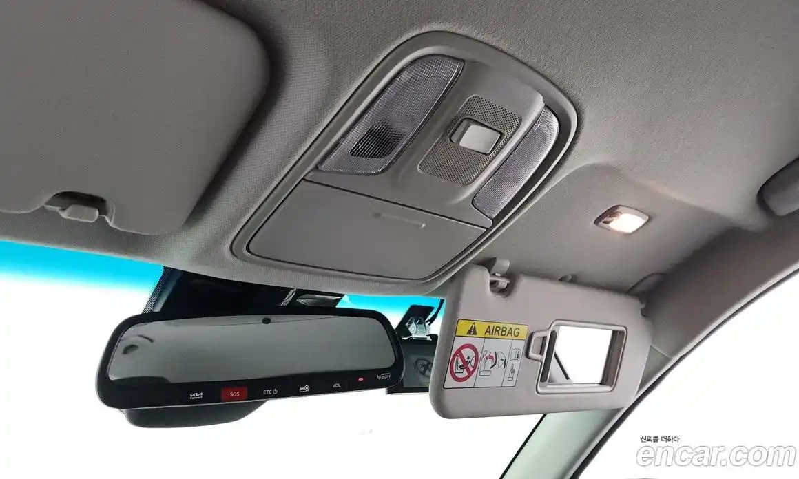 Kia Niro 2021 1.6 Автомат в Москве № 1002796, фото 19