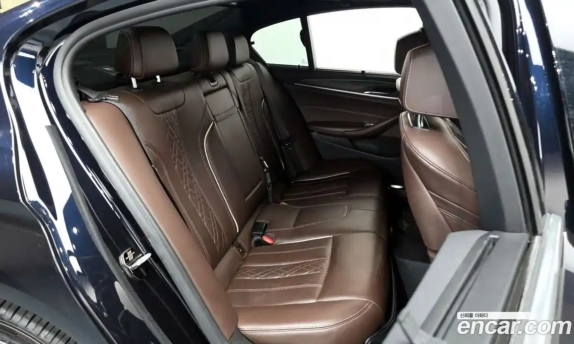 BMW 5-Series 2018 2.0 Автомат в Москве № 1004912, фото 12