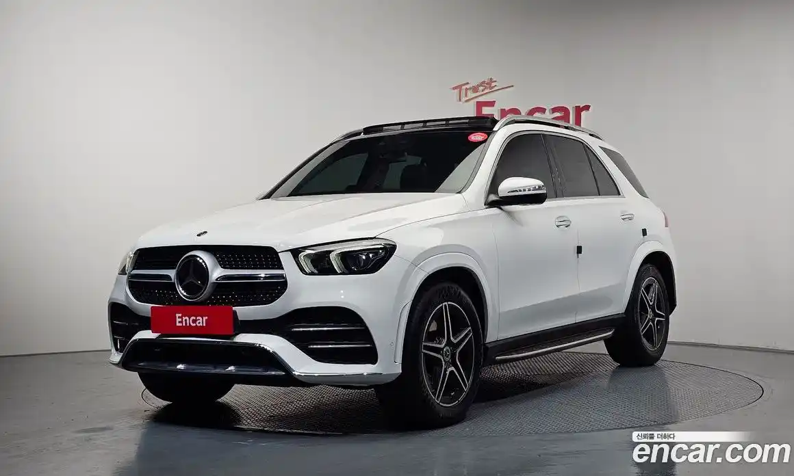 Mercedes-Benz GLE-Class 2020 3.0 Автомат в Москве № 1005669, фото 1