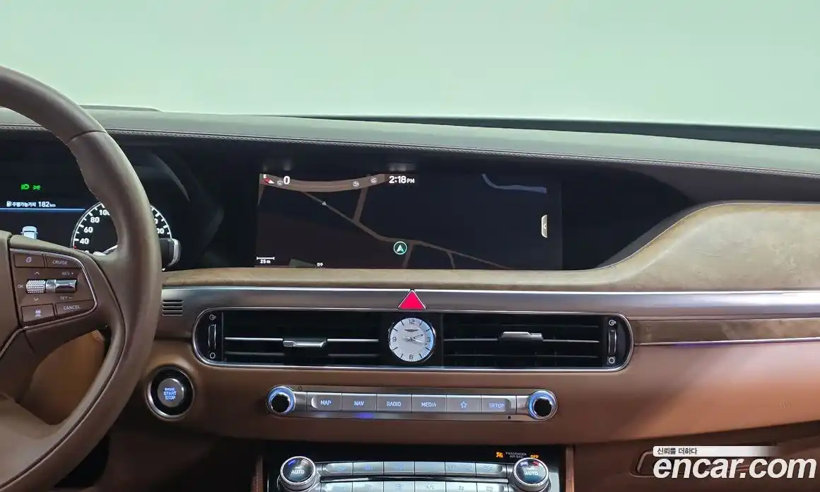 Genesis G90 2021 5.0 Автомат в Москве № 1010144, фото 15