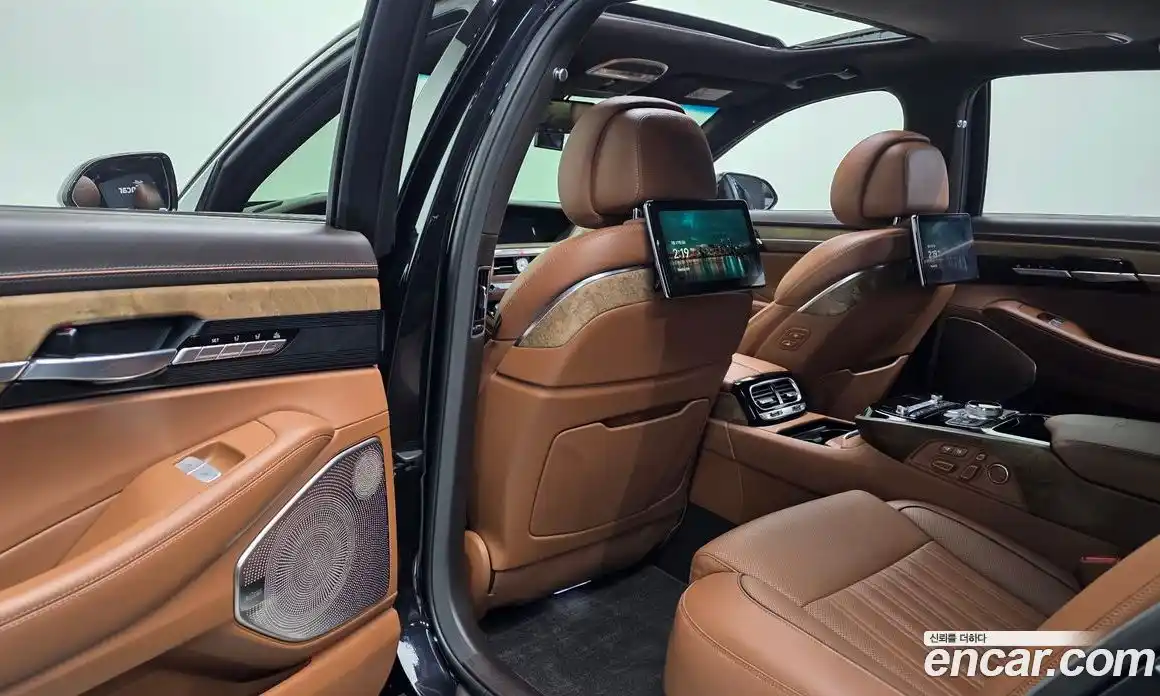 Genesis G90 2021 5.0 Автомат в Москве № 1010144, фото 17