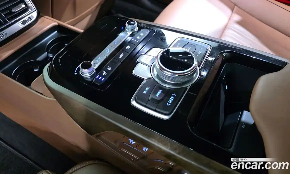 Genesis G90 2021 5.0 Автомат в Москве № 1010144, фото 18