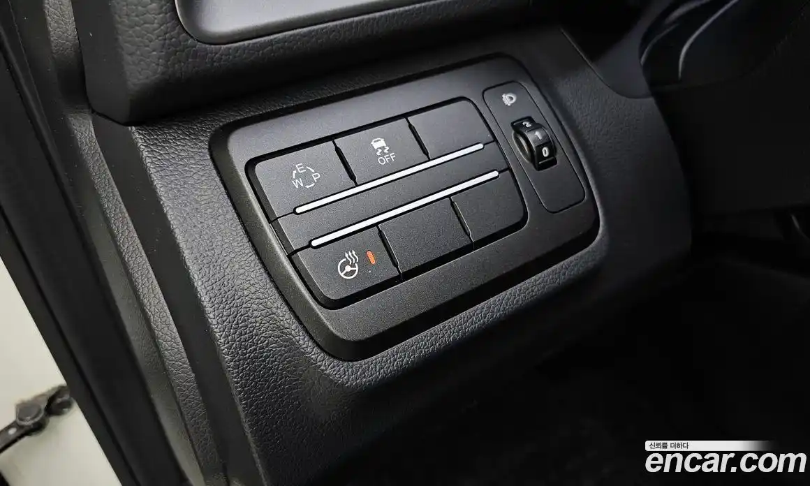 SsangYong TIBOLI 2016 1.6 Автомат в Москве № 1010346, фото 18