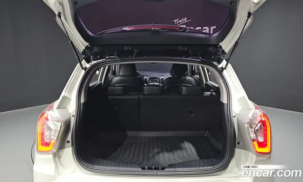 SsangYong TIBOLI 2016 1.6 Автомат в Москве № 1010346, фото 20