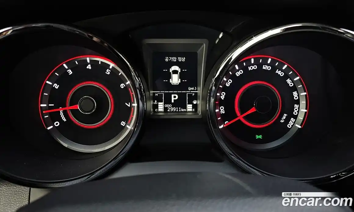 SsangYong TIBOLI 2016 1.6 Автомат в Москве № 1010346, фото 8