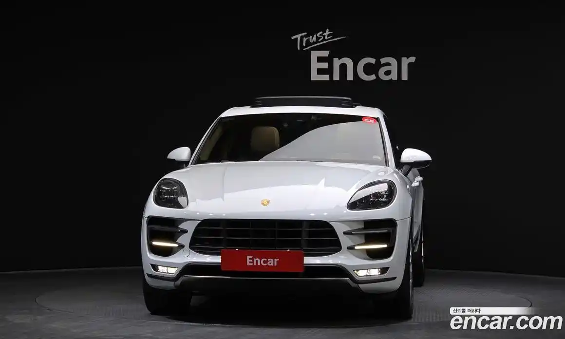 Porsche Macan 2014 3.6 гидро в Москве № 1010986, фото 3