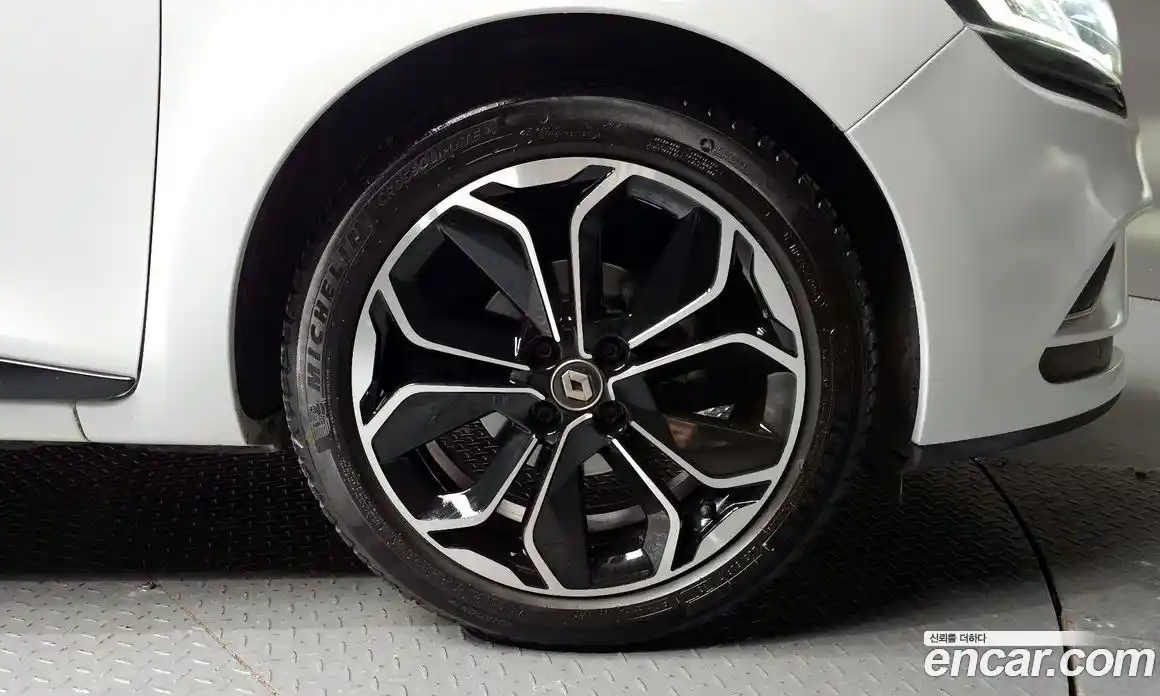 Renault Cilo 2018 1.5 Автомат в Москве № 1013024, фото 4