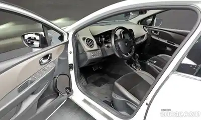 Renault Cilo 2018 1.5 Автомат в Москве № 1013024, миниатюра 9