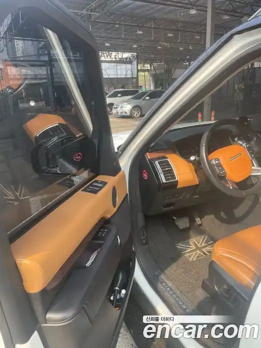 Land Rover Discovery 2018 3.0 гидро в Москве № 1013534, фото 12