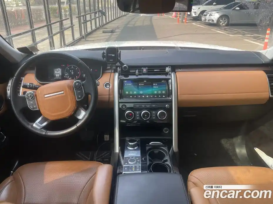 Land Rover Discovery 2018 3.0 гидро в Москве № 1013534, фото 15