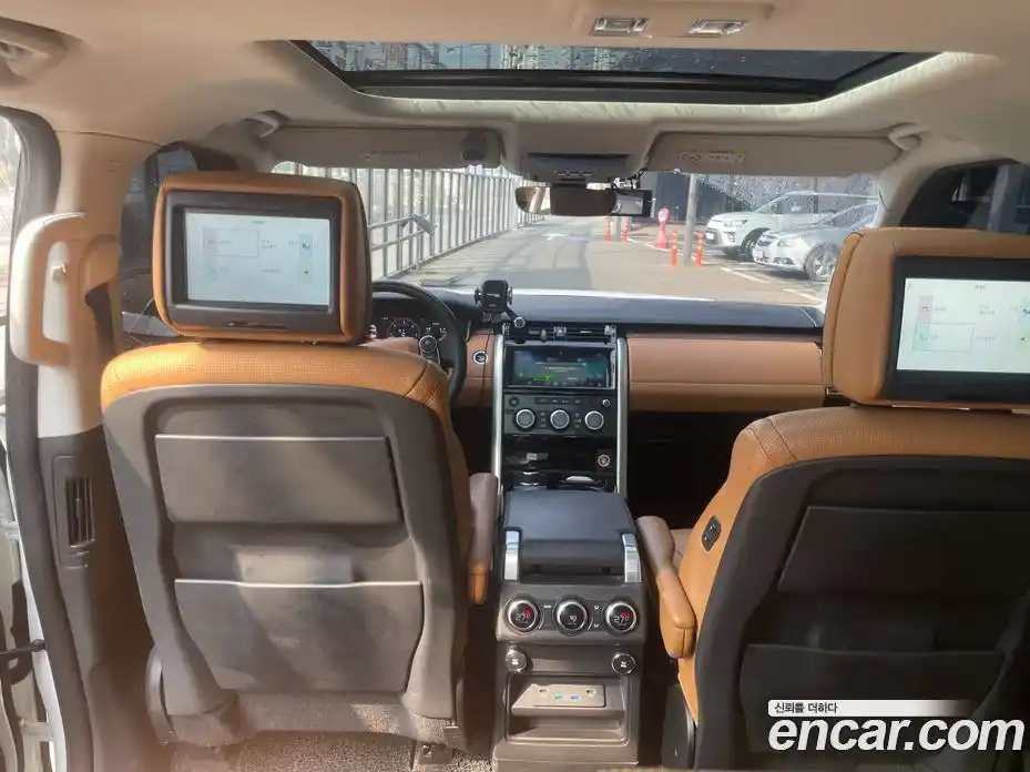 Land Rover Discovery 2018 3.0 гидро в Москве № 1013534, фото 9