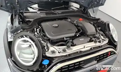 Mini Cooper Convertible 2025 2.0 гидро в Москве № 1013596, миниатюра 6