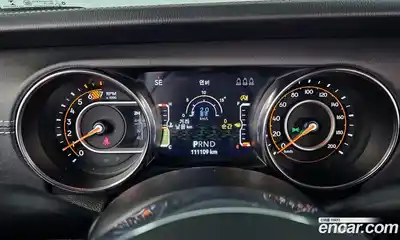 Jeep Wrangler 2022 2.0 гидро в Москве № 1015062, миниатюра 8