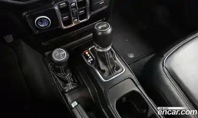 Jeep Wrangler 2022 2.0 гидро в Москве № 1015062, миниатюра 9
