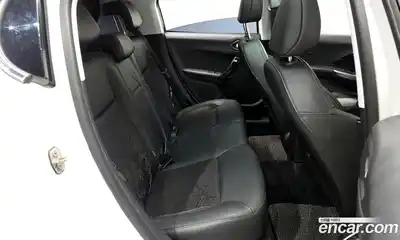 Peugeot 208 2015 1.6 гидро в Москве № 1015806, миниатюра 12