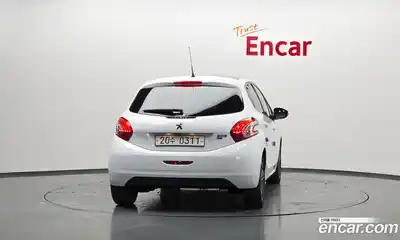Peugeot 208 2015 1.6 гидро в Москве № 1015806, миниатюра 4