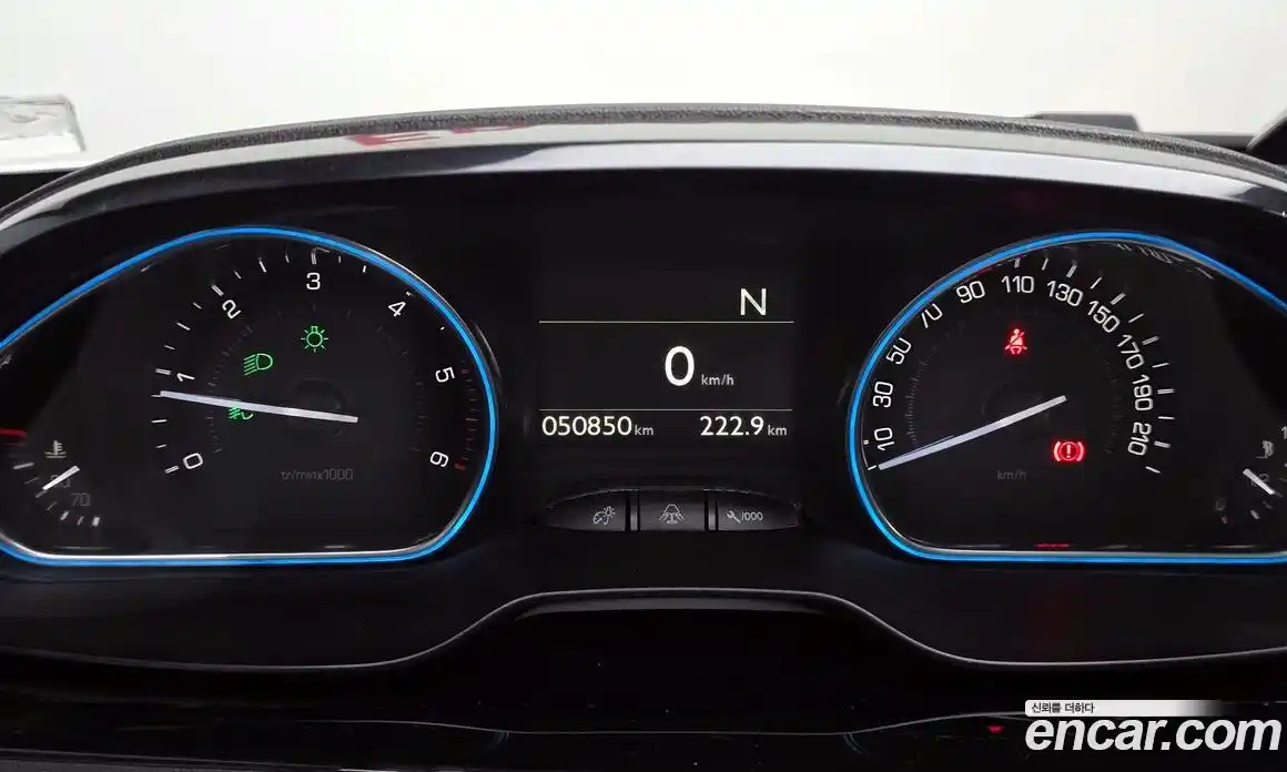 Peugeot 208 2015 1.6 гидро в Москве № 1015806, фото 8