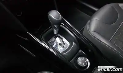 Peugeot 2008 2019 1.5 гидро в Москве № 1015824, миниатюра 9