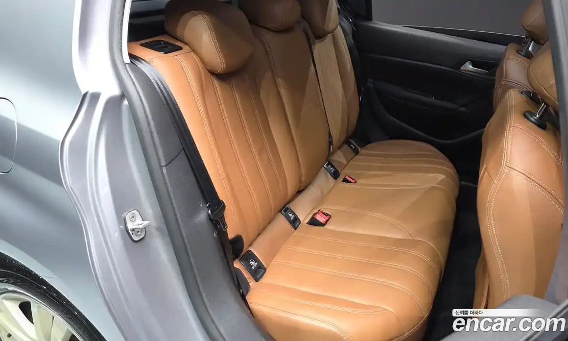 Peugeot 308 2015 1.6 гидро в Москве № 1015858, фото 11