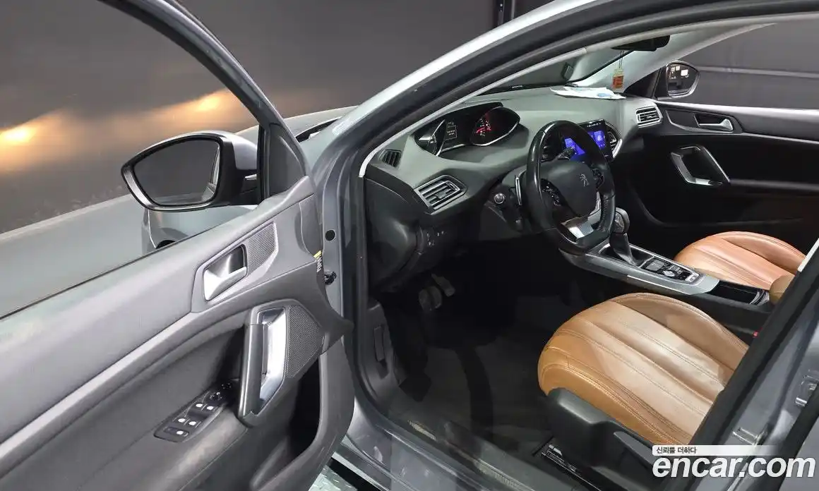 Peugeot 308 2015 1.6 гидро в Москве № 1015858, фото 12