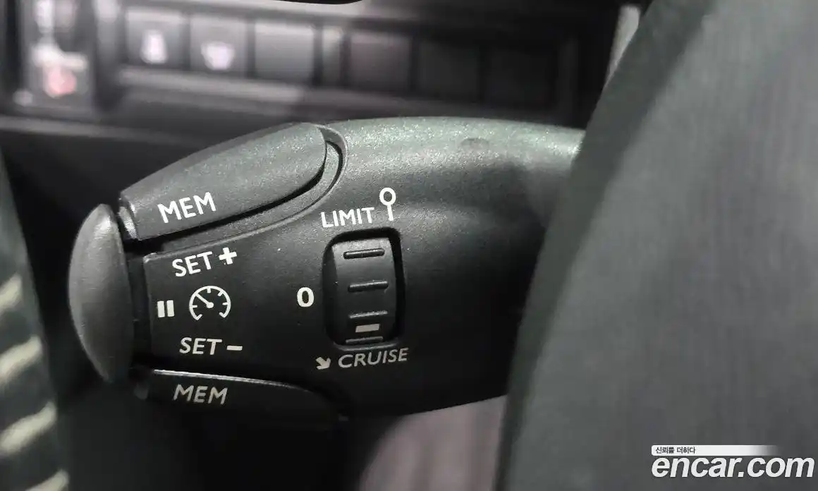 Peugeot 308 2015 1.6 гидро в Москве № 1015858, фото 14