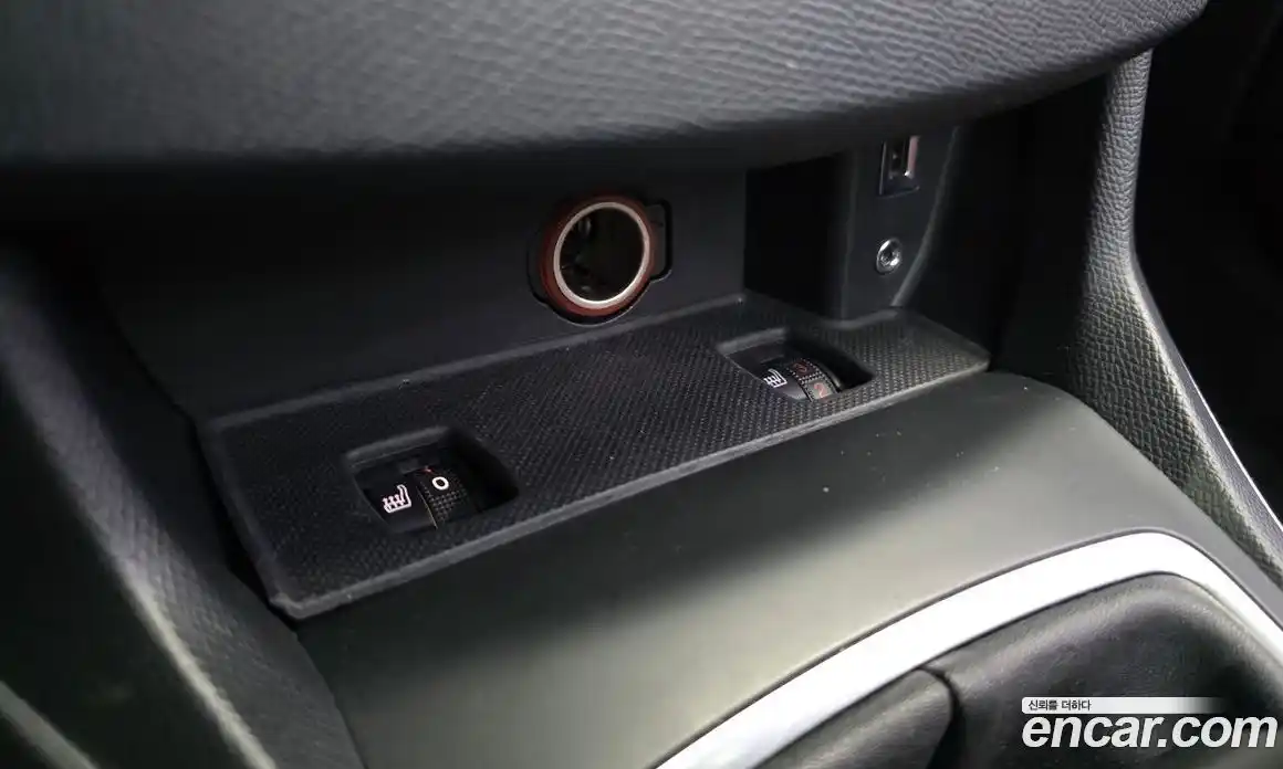 Peugeot 308 2015 1.6 гидро в Москве № 1015858, фото 16