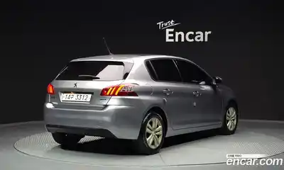 Peugeot 308 2015 1.6 гидро в Москве № 1015858, миниатюра 2