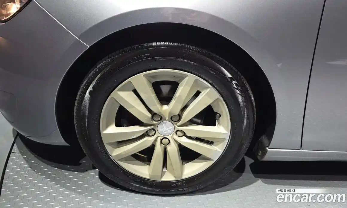 Peugeot 308 2015 1.6 гидро в Москве № 1015858, фото 5