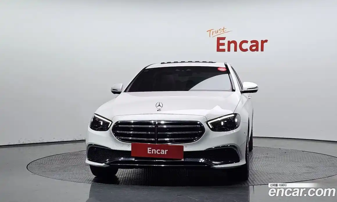 Mercedes-Benz E-Class 2023 2.0 гидро в Москве № 139831, фото 3