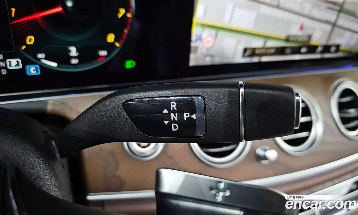 Mercedes-Benz E-Class 2023 2.0 гидро в Москве № 139831, фото 9