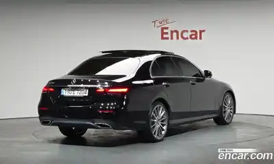 Mercedes-Benz E-Class 2022 2.0 гидро в Москве № 139977, миниатюра 2
