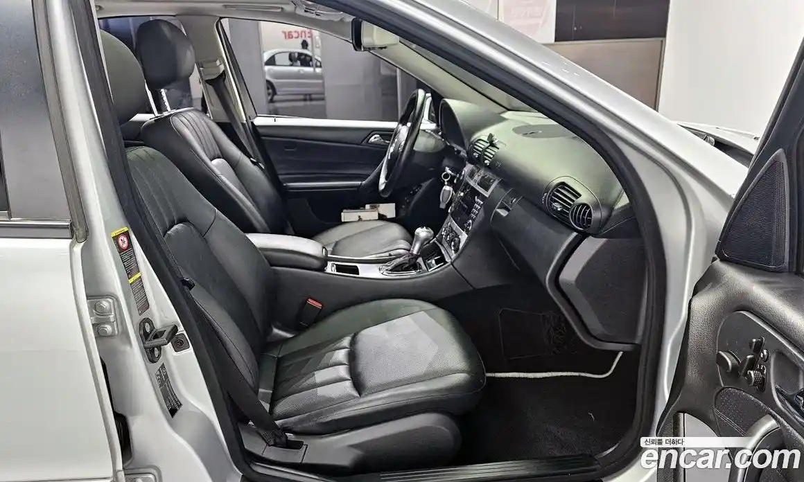 Mercedes-Benz C-Class 2007 2.5 гидро в Москве № 142888, фото 10