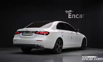 Mercedes-Benz E-Class 2021 2.0 гидро в Москве, миниатюра 2