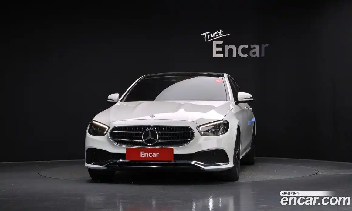 Mercedes-Benz E-Class 2021 2.0 гидро в Москве, фото 3
