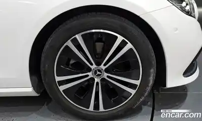 Mercedes-Benz E-Class 2021 2.0 гидро в Москве, миниатюра 5